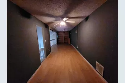6118 Linnhaven Drive, Houston, TX 77072 - Photo 16