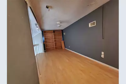 6118 Linnhaven Drive, Houston, TX 77072 - Photo 14