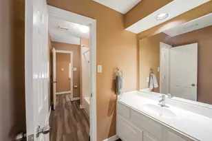 24403 Falcon Point Dr, Katy, TX 77494 - Photo 26