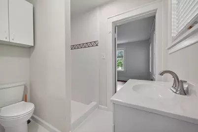 231 Lakeview Drive, Sugar Land, TX 77498 - Photo 18