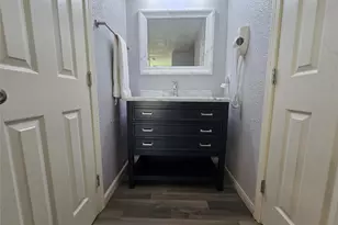 12459 W Village Dr, Houston, TX 77039 - Photo 38