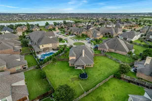 21014 Greyhawk Ct, Richmond, TX 77407 - Photo 2