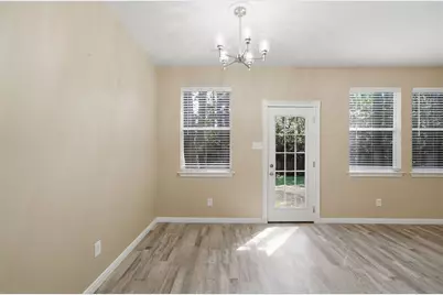 30 Blue Creek Place, The Woodlands, TX 77382 - Photo 10