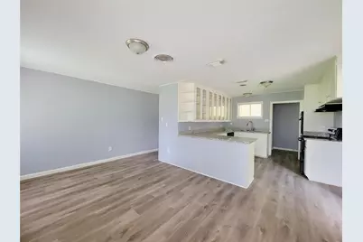 1102 Avenue C, Sweeny, TX 77480 - Photo 10