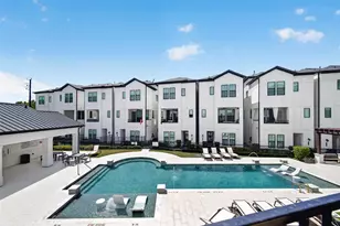 2812 Grand Fountains Dr, Houston, TX 77054 - Photo 2