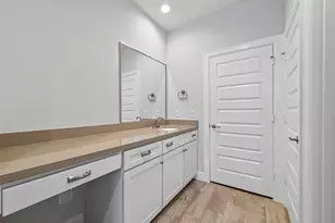 2812 Grand Fountains Dr, Houston, TX 77054 - Photo 14