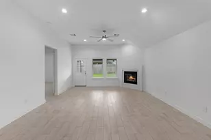 814 Orchard Vale Rd, Rosharon, TX 77583 - Photo 6