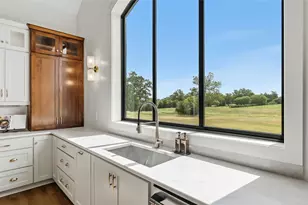 5623 Mill Water Ct, Bryan, TX 77808 - Photo 14