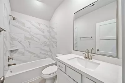 225 Orchard Laurel Drive, Alvin, TX 77511 - Photo 22