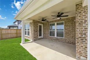 225 Orchard Laurel Dr, Alvin, TX 77511 - Photo 32