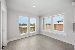 225 Orchard Laurel Dr, Alvin, TX 77511 - Photo 16