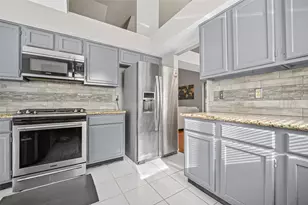 12323 Misty Laurel Dr, Houston, TX 77014 - Photo 10
