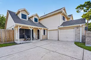 12323 Misty Laurel Dr, Houston, TX 77014 - Photo 2