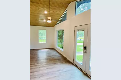 28624 Rantoul Court, Huntsville, TX 77320 - Photo 18