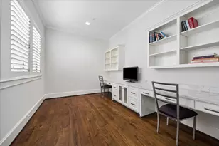 2215 Nantucket Dr, Houston, TX 77057 - Photo 16