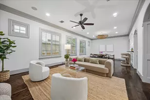 2215 Nantucket Dr, Houston, TX 77057 - Photo 4