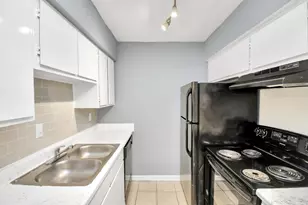 5959 Bonhomme St, Houston, TX 77036 - Photo 8