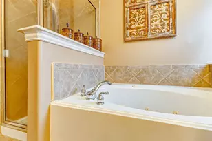 2114 Canyon Lake Dr, Deer Park, TX 77536 - Photo 16