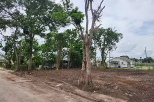 5410 Broom St, Houston, TX 77091 - Photo 1