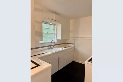 7018 Alder Drive #3, Houston, TX 77081 - Photo 4