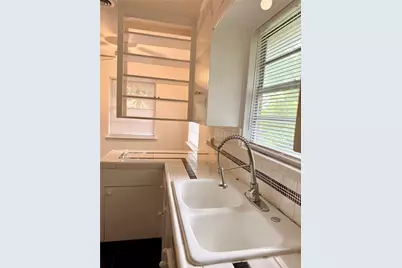 7018 Alder Drive #3, Houston, TX 77081 - Photo 6