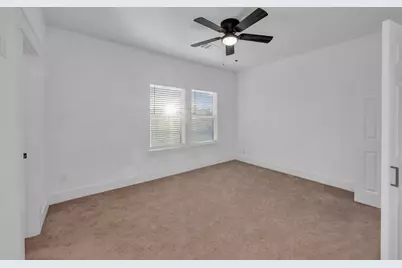 212 S Lobit Street, La Porte, TX 77571 - Photo 30