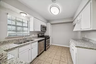 626 Sulphur St, Houston, TX 77034 - Photo 8