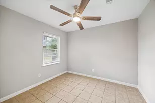 626 Sulphur St, Houston, TX 77034 - Photo 10