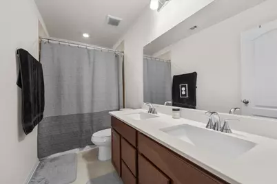 15707 Lemmonwood Hills Lane, Houston, TX 77044 - Photo 18