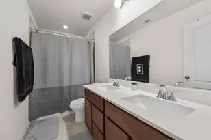 15707 Lemmonwood Hls Ln, Houston, TX 77044 - Photo 18