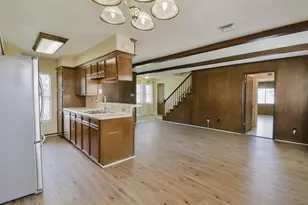13915 Roundstone Ln, Houston, TX 77015 - Photo 10