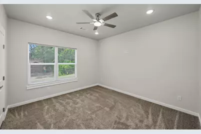 117 Sun City Lane, Conroe, TX 77304 - Photo 32