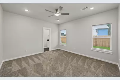 117 Sun City Lane, Conroe, TX 77304 - Photo 14