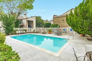7128 N Holiday Dr, Galveston, TX 77550 - Photo 8
