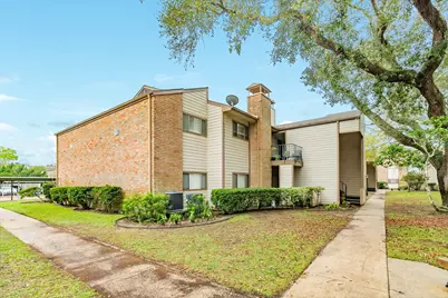 7128 N Holiday Drive, Galveston, TX 77550 - Photo 2