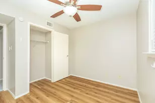 7128 N Holiday Dr, Galveston, TX 77550 - Photo 22