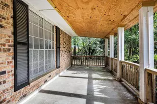 29526 W Hawthorne Dr, Spring, TX 77386 - Photo 2