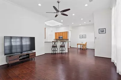 11411 Oak Lake Ridge Court, Sugar Land, TX 77498 - Photo 10