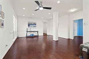 11411 Oak Lake Ridge Ct, Sugar Land, TX 77498 - Photo 6