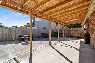 11411 Oak Lake Ridge Ct, Sugar Land, TX 77498 - Photo 30