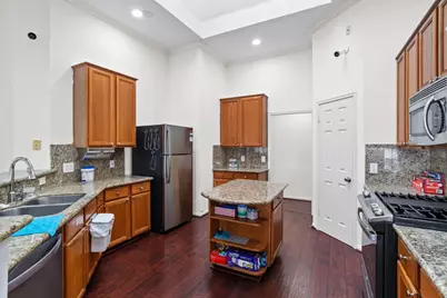 11411 Oak Lake Ridge Court, Sugar Land, TX 77498 - Photo 12