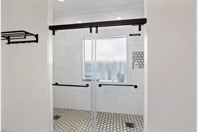 11411 Oak Lake Ridge Court, Sugar Land, TX 77498 - Photo 18