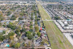 7919 Twin Hills Dr, Houston, TX 77071 - Photo 18