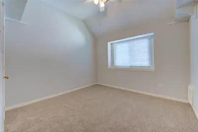 309 Oak Creek Drive, League City, TX 77573 - Photo 32