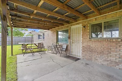 3003 Woodstone Drive, Baytown, TX 77521 - Photo 14