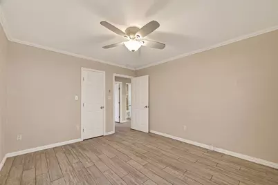 5721 Sylvia Drive, Galveston, TX 77551 - Photo 16