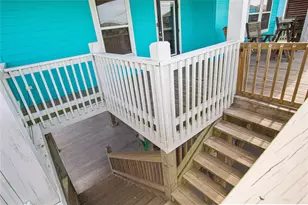 988 Gulf Rd, Crystal Beach, TX 77650 - Photo 2