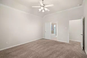 135 San Bernard Dr, Baytown, TX 77523 - Photo 18