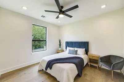 5819 Outer Banks Street, Houston, TX 77091 - Photo 8