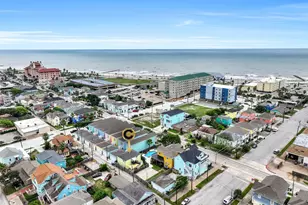 2324 Ave P, Galveston, TX 77550 - Photo 22